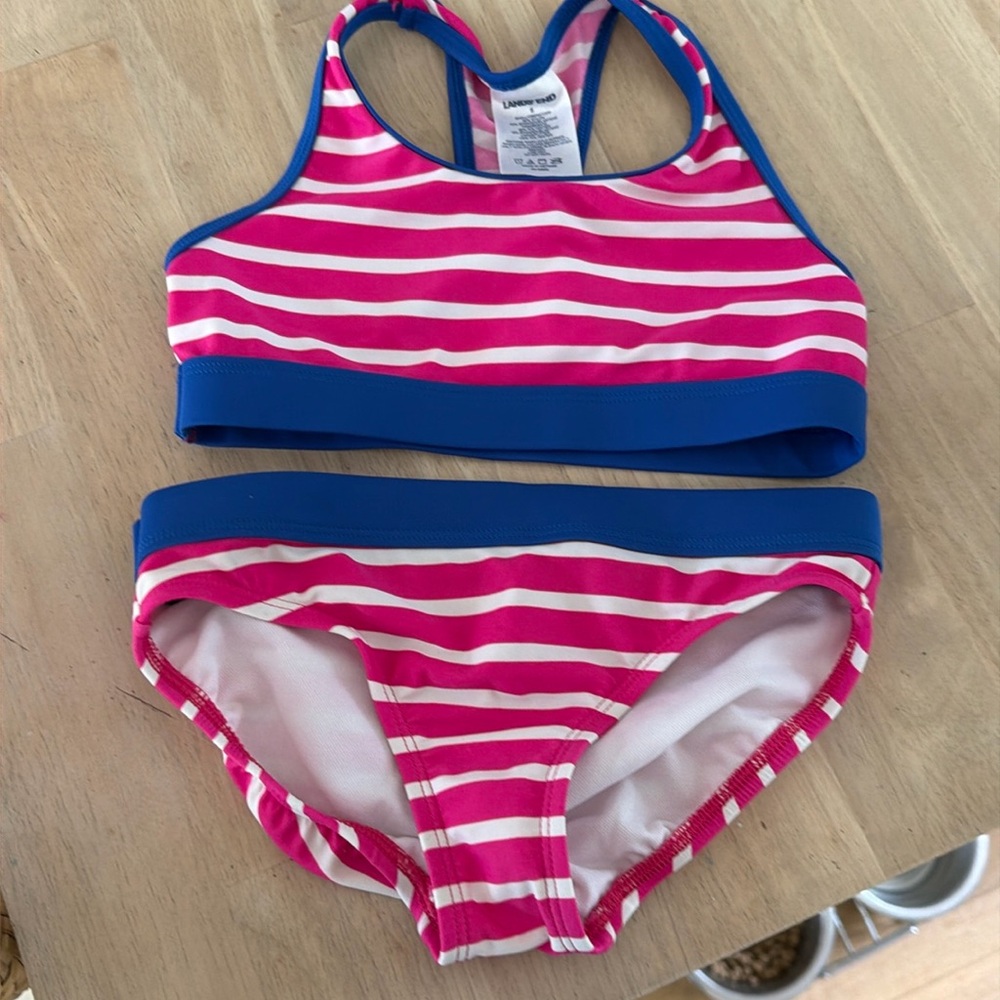 Lands End bathing suit/two piece, girls size 6